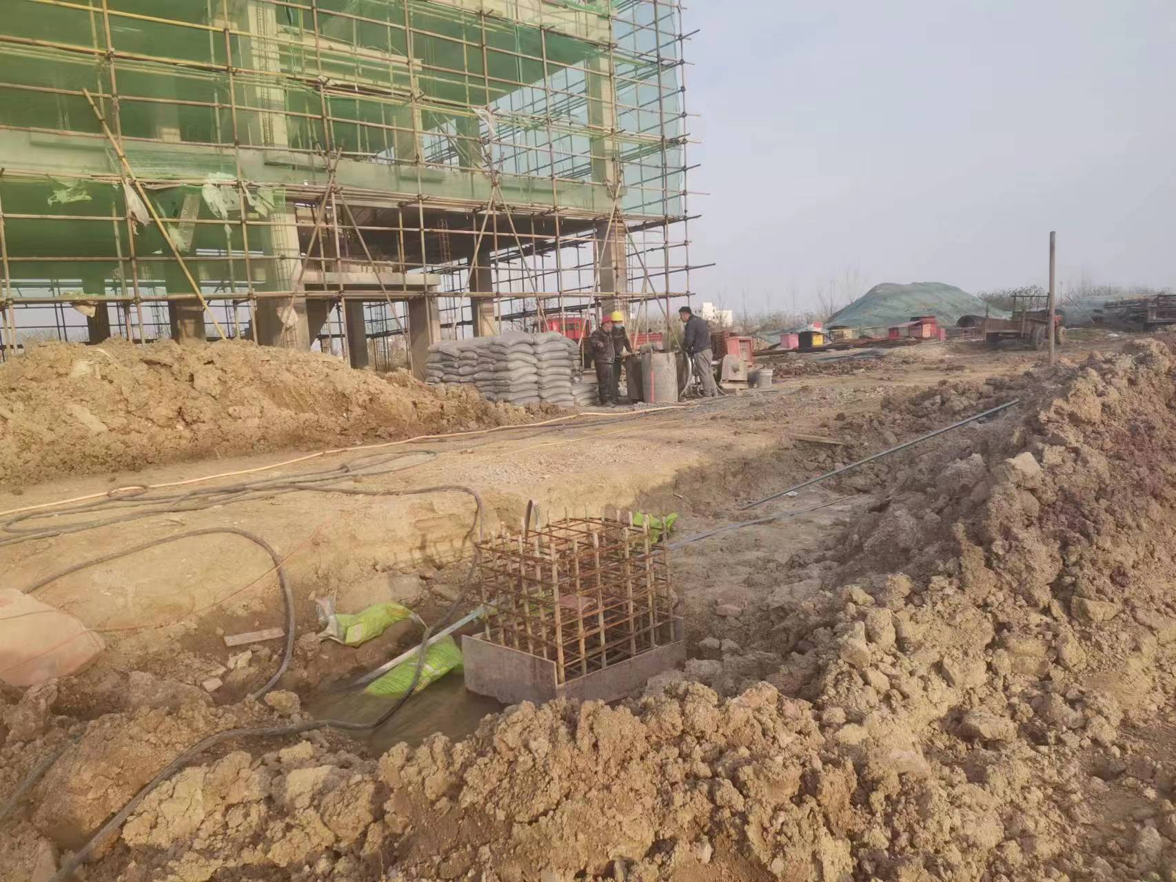 乌坡镇当桥梁出现裂缝的时候应该及时加固修补